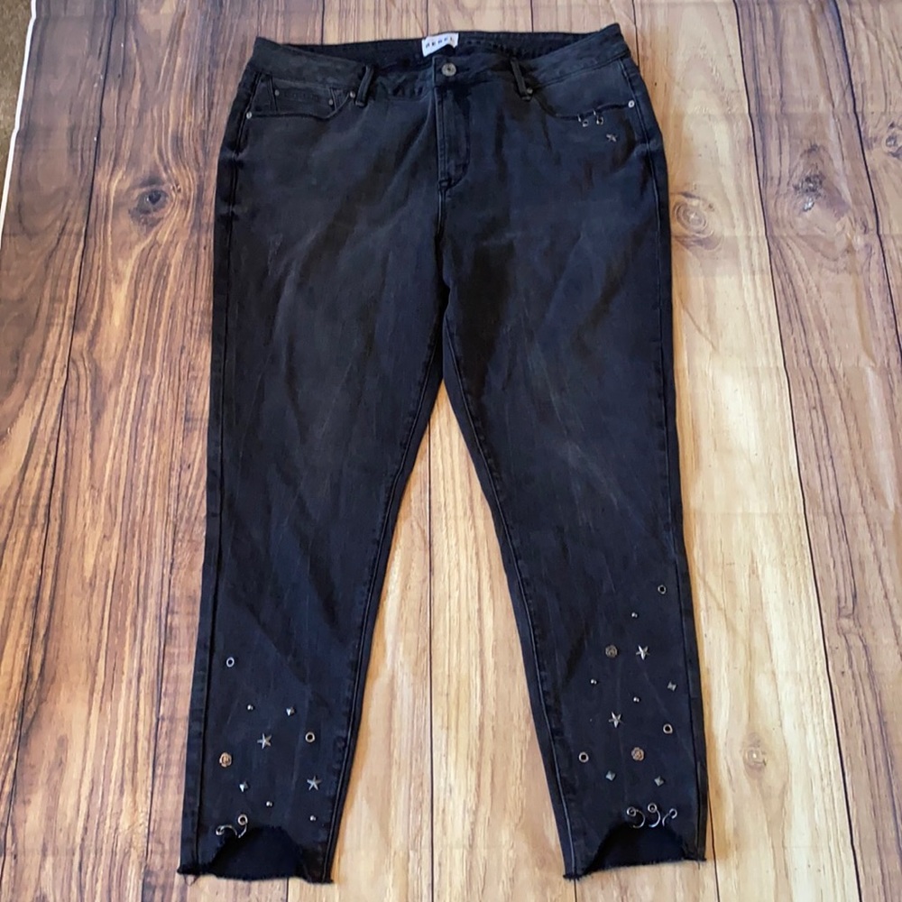 Rebel by Rebel Wilson Black denim Jeans sz 18